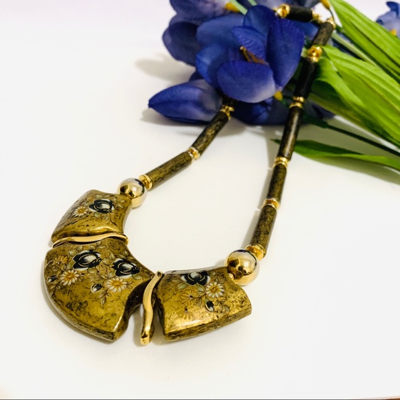 Vintage Jewelry - 4/30 Vintage ethnic tribal golden floral necklace